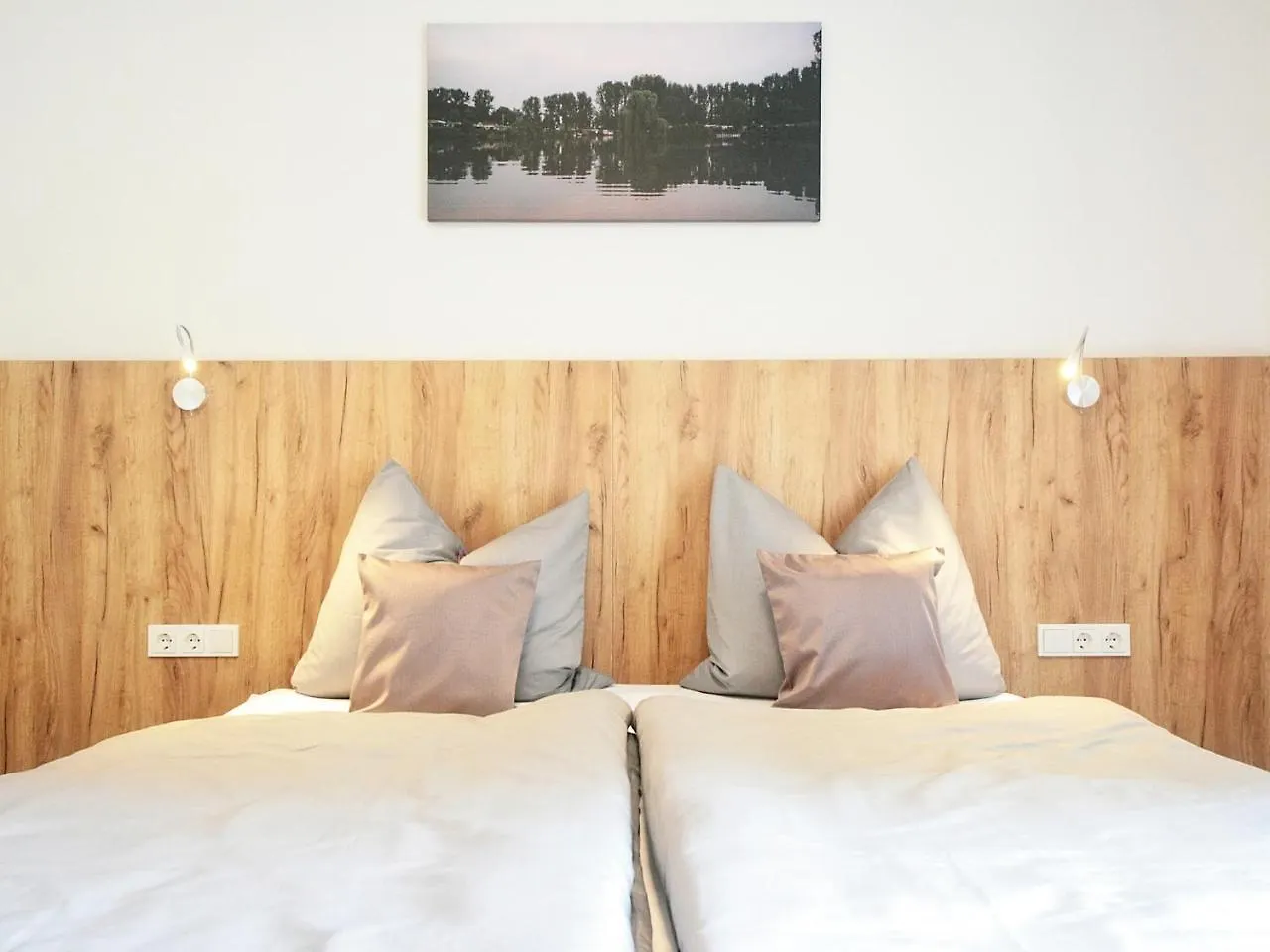 Hotel Birkensee Laatzen 2*,  Duitsland